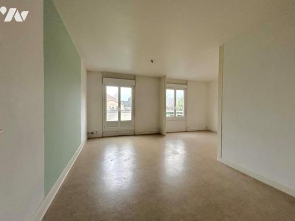 NANTES : A vendre Rue du Pin,  Appartement Type III, cave et parking