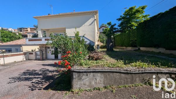 Maison traditionnelle 4 pièces de 109 m² à Aubenas (07200)