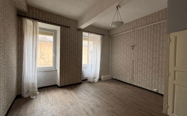 Maison à vendre    4 pièces •  Boutenac