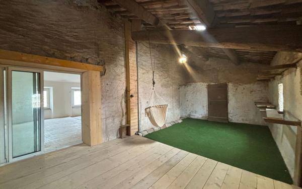 Maison à vendre    4 pièces •  Boutenac