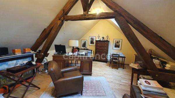 Maison à vendre 7 pièces 220 m² avec 5 chambres, proche de CREPY EN VALOIS (60)
