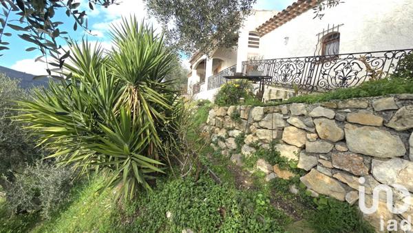 Maison traditionnelle 5 pièces de 140 m² à Drap (06340)