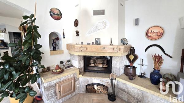 Maison traditionnelle 5 pièces de 140 m² à Drap (06340)