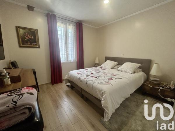 Longère 5 pièces de 164 m² à Chaillac (36310)