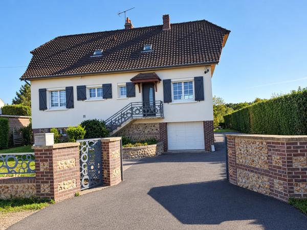 A proximité de l'aigle Maison 4 chambres sans travaux sur sous-sol