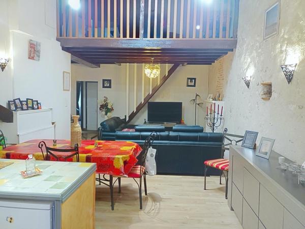 Vente bar (Mur + Fond) et T5  St Astier - Dordogne