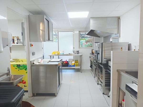 Vente bar (Mur + Fond) et T5  St Astier - Dordogne