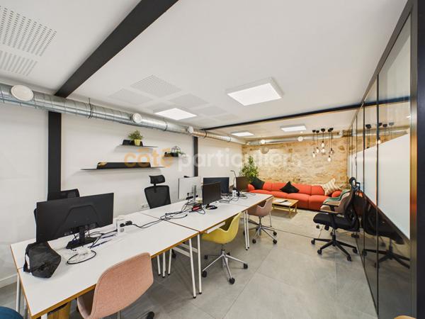 Vente
                Bureaux140 m² - BORDEAUX (33000)