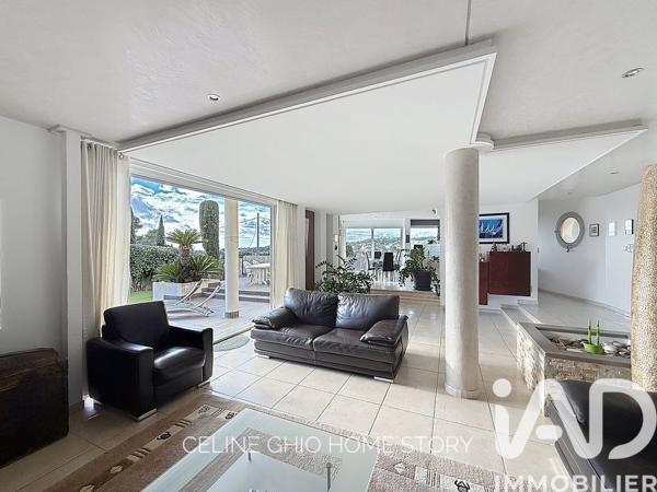 Maison à vendre 7 pièces 232 m² Marseille 11