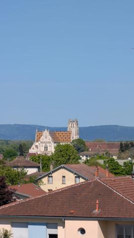 Appartement avec charme dans résidence au calme
