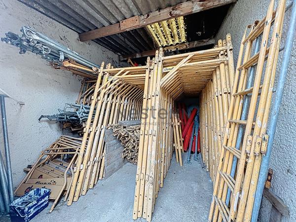 À vendre VALENTON, Lots de garages BOX rares, fort potentiel (72m²)