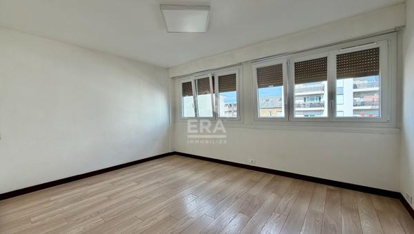 STUDIO 31M² À JUVISY-SUR-ORGE, AU PIED DU RER AVEC PARKING