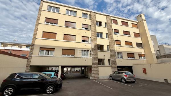 STUDIO 31M² À JUVISY-SUR-ORGE, AU PIED DU RER AVEC PARKING