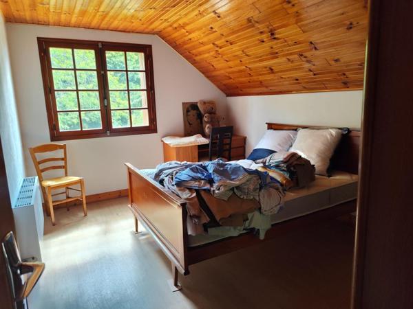 MAISON CONTEMPORAINE - EXCELLENT ETAT GENERAL -