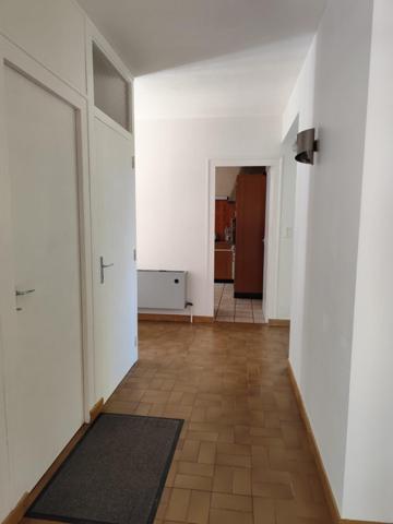 MAISON CONTEMPORAINE - EXCELLENT ETAT GENERAL -