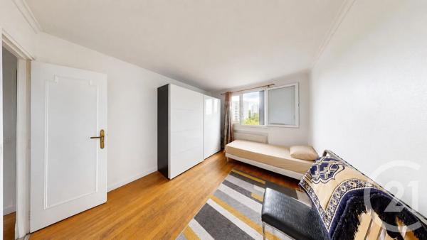 Appartement F3 à vendre  3 pièces - 54 m 2   LA COURNEUVE  - 93