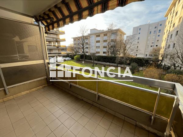 Location Appartement 2 pièces 49.34 m² - 19 ROUTE D'ETREMBIERES Annemasse 74100