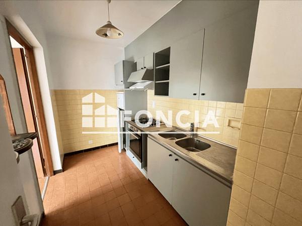 Location Appartement 2 pièces 49.34 m² - 19 ROUTE D'ETREMBIERES Annemasse 74100