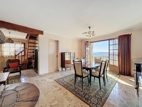 En exclusivité A VENDRE ! Maison sur TARADEAU de 96m² - 3 chambres - PROCHE DU VILLAGE - VUE