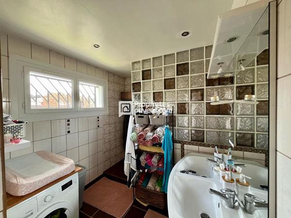 Maison Le Taillan Médoc + Appartement sous sol + Studio 200m²