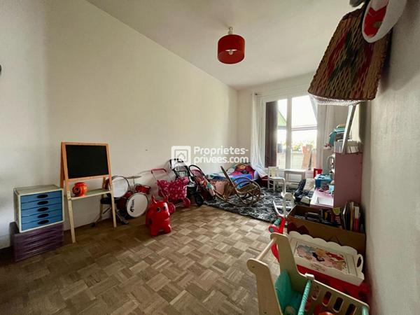 Maison Le Taillan Médoc + Appartement sous sol + Studio 200m²