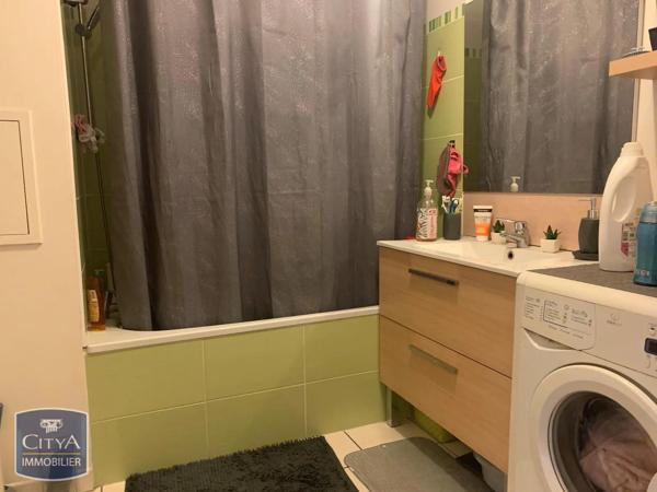 Appartement à louer 2 pièces 52.4m² Chartres (28000)