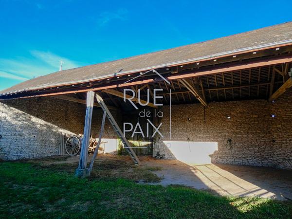 86230 SERIGNY Maison de campagne à restaurer Sérigny