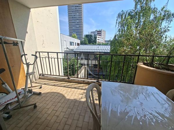 Appartement Paris 3 pièce(s) 66 m2