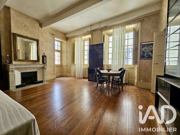 Maison à vendre 7 pièces 260 m² Villeneuve-de-Berg