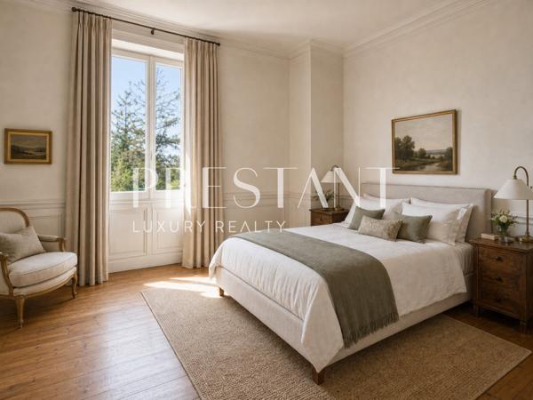 Masion de caractère à rénover — Plein centre de Biarritz, terrain de 3054 m², BIARRITZ