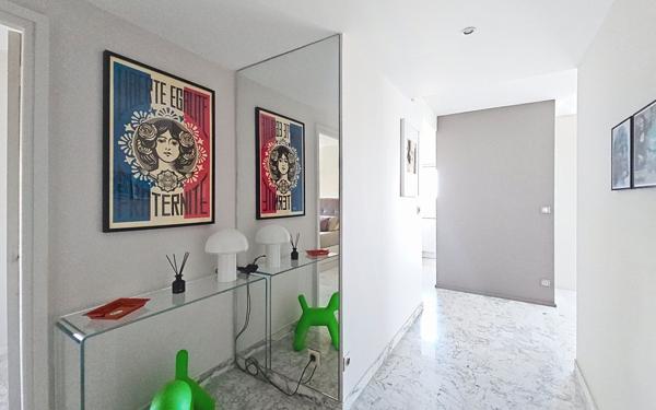 Appartement à vendre    3 pièces • 66,64 m2 Antibes