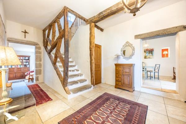 Maison à vendre |  Le Poiré-sur-Vie |  9 pièces | 212 m²