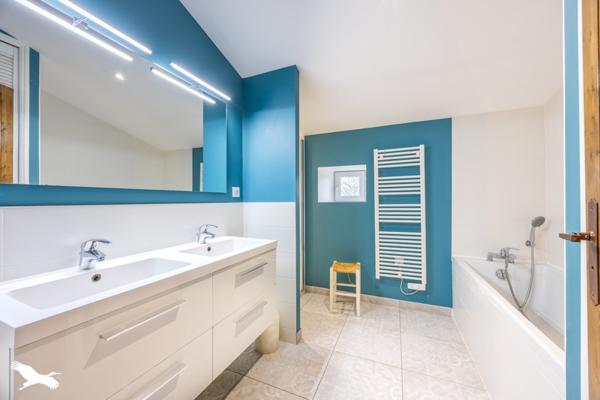 Maison à vendre |  Le Poiré-sur-Vie |  9 pièces | 212 m²