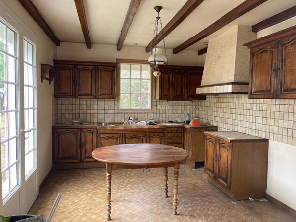 Maison avec dépendance à fort potentiel à Fontenay-le-Comte