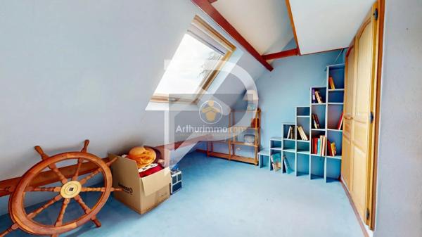 Vente                                                      Maison
                        
                     8 pièces                      210 m2                     à Triel-sur-Seine