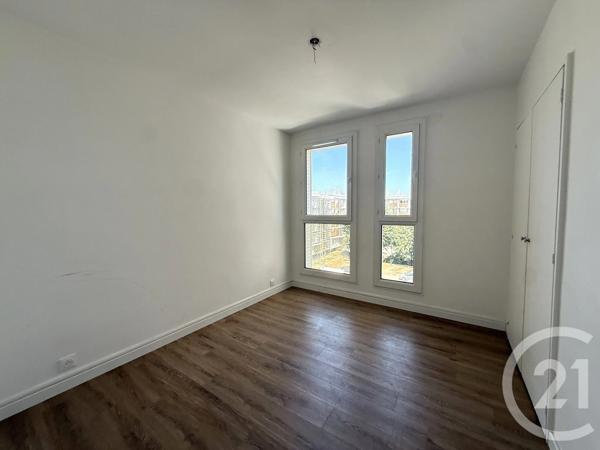 Appartement F5 à vendre  5 pièces - 85,82 m 2   EPINAY SOUS SENART  - 91