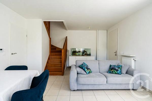 Maison à vendre  4 pièces - 73,05 m 2   TORCY  - 77