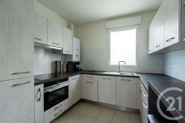 Maison à vendre  4 pièces - 73,05 m 2   TORCY  - 77