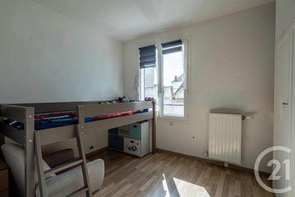 Maison à vendre  4 pièces - 73,05 m 2   TORCY  - 77