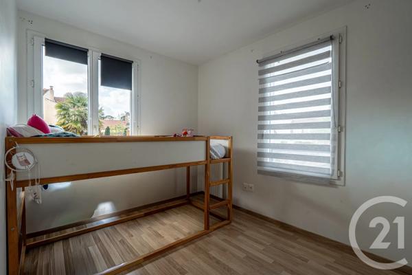 Maison à vendre  4 pièces - 73,05 m 2   TORCY  - 77