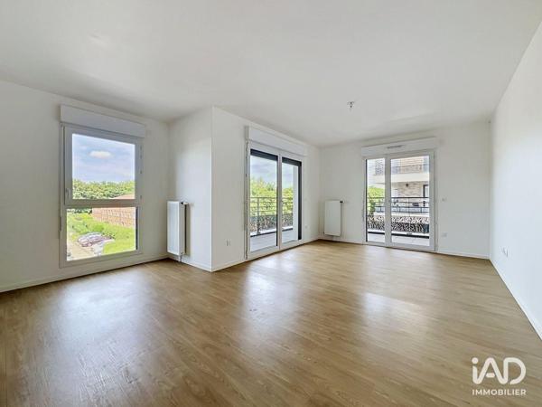 Location appartement 4 pièces 77 m² Cergy