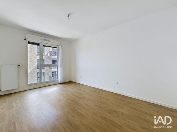 Location appartement 4 pièces 77 m² Cergy
