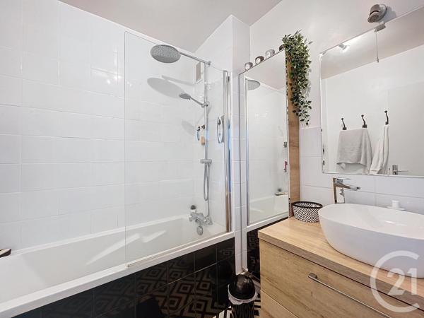 Appartement T3 à vendre  3 pièces - 73,71 m2 VANNES - 56