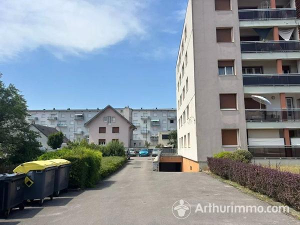 Vente                                                      Garage
                        
                                                            à Besançon