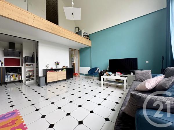 Appartement F2 à vendre  2 pièces - 54,32 m 2   VILLENOY  - 77