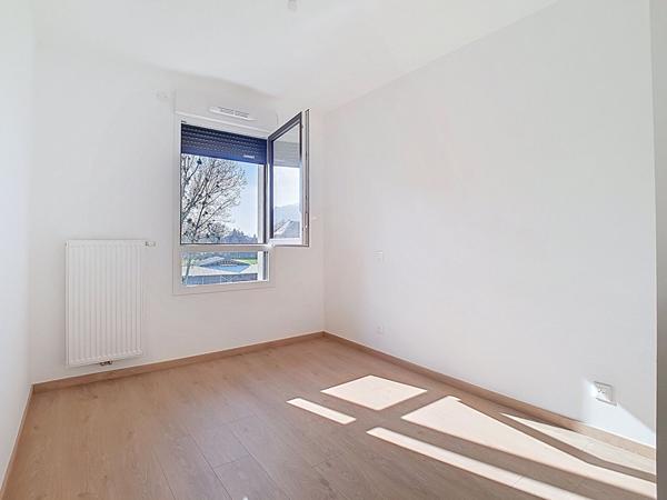 Appartement Brenthonne 5 pièce(s) en duplex 114.85 m2