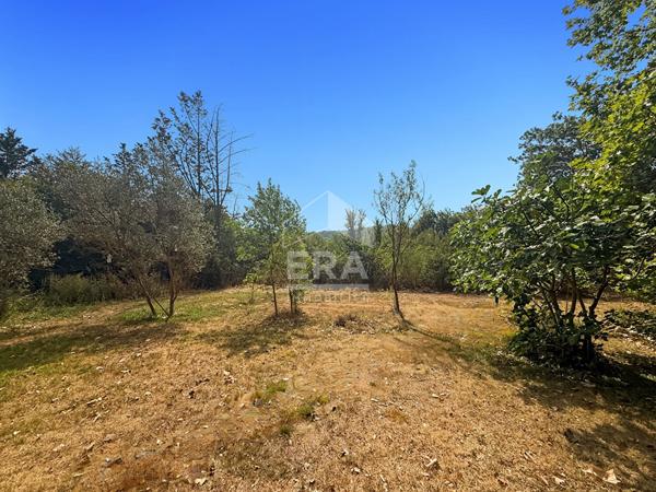 Terrain Bouc Bel Air 717 m2