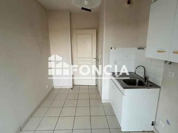 Location Appartement 2 pièces 54.42 m² - 5 RUE SAINT LEONARD Angers 49000