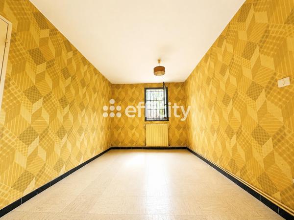 Maison
         4 pièces
        - 87 m² 228 000 € *