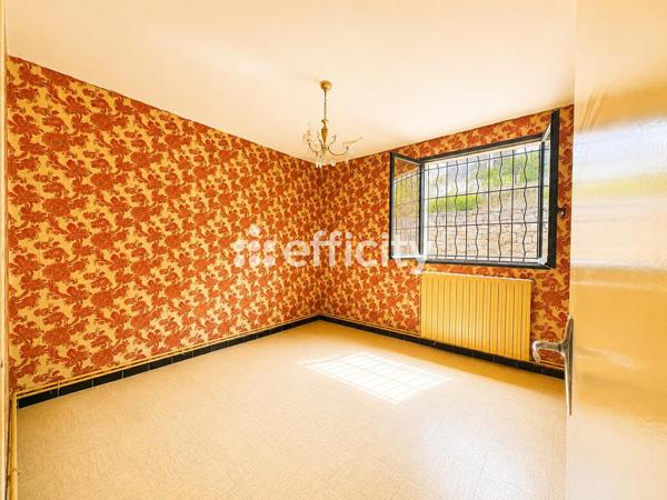 Maison
         4 pièces
        - 87 m² 228 000 € *